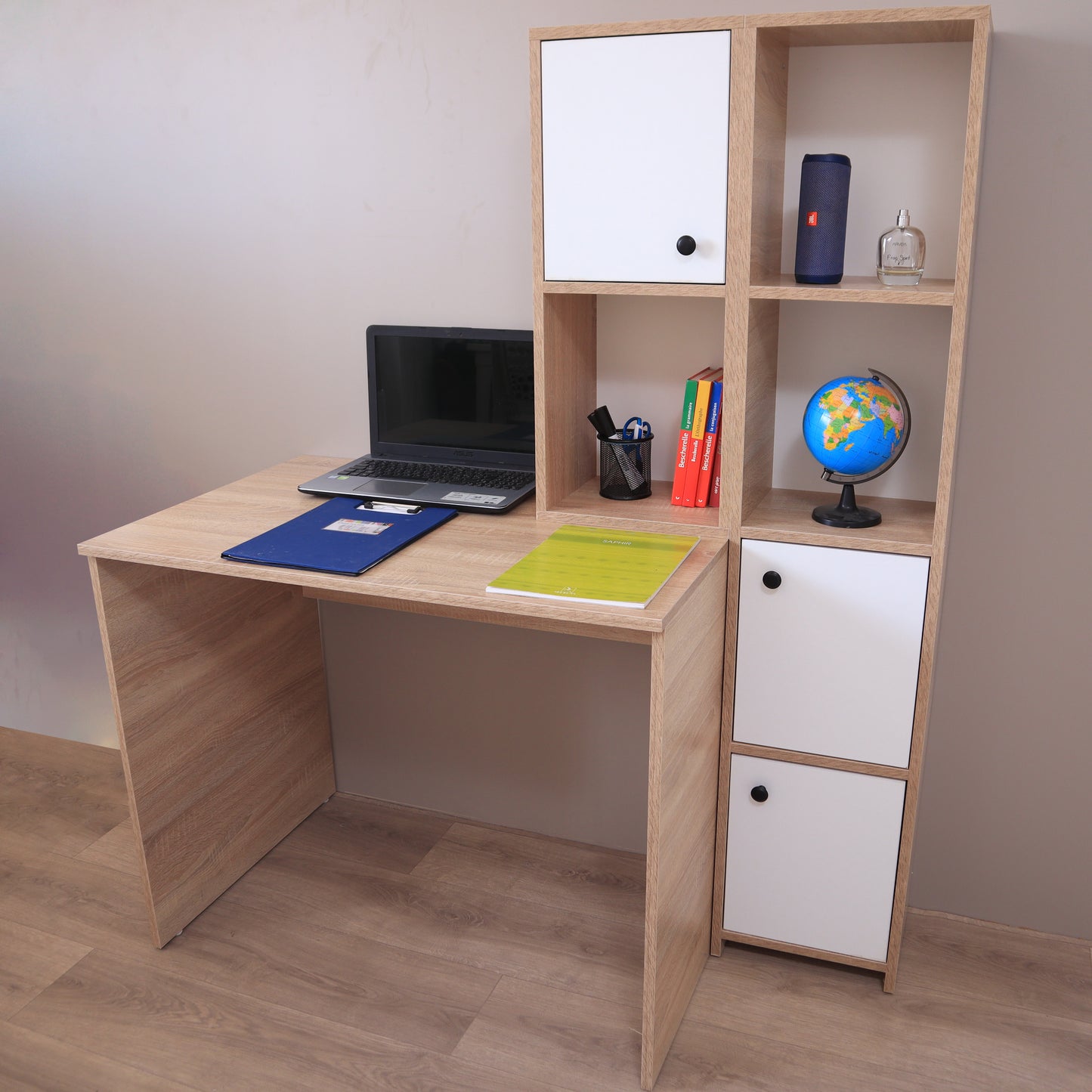 Bureau avec bibliothèque intégré