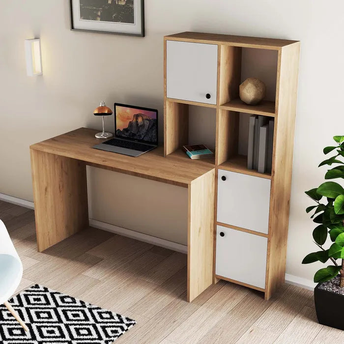 Bureau avec bibliothèque intégrée Sonoma et blanc – vue en plongée avec laptop, livres et globe