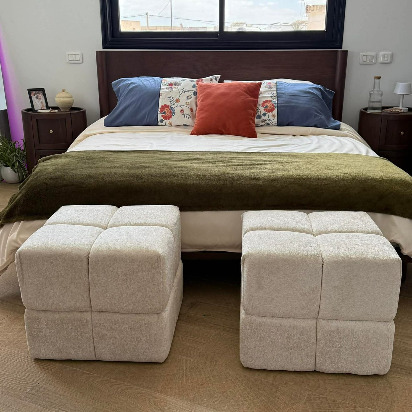 Pouf carré en bois stratifié et tissu – Decotek